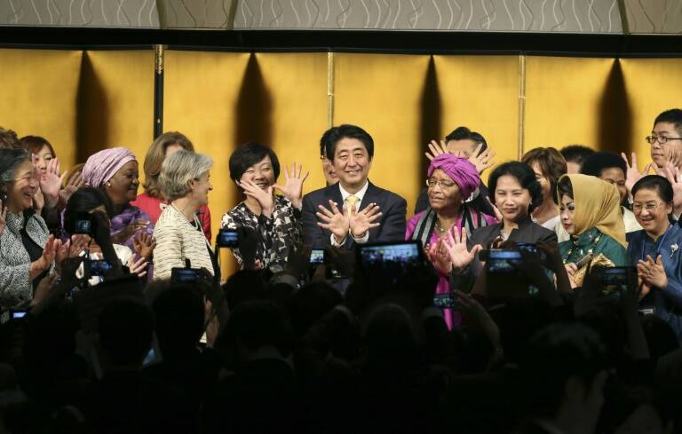 Japón - sociedad - mujeres - trabajo