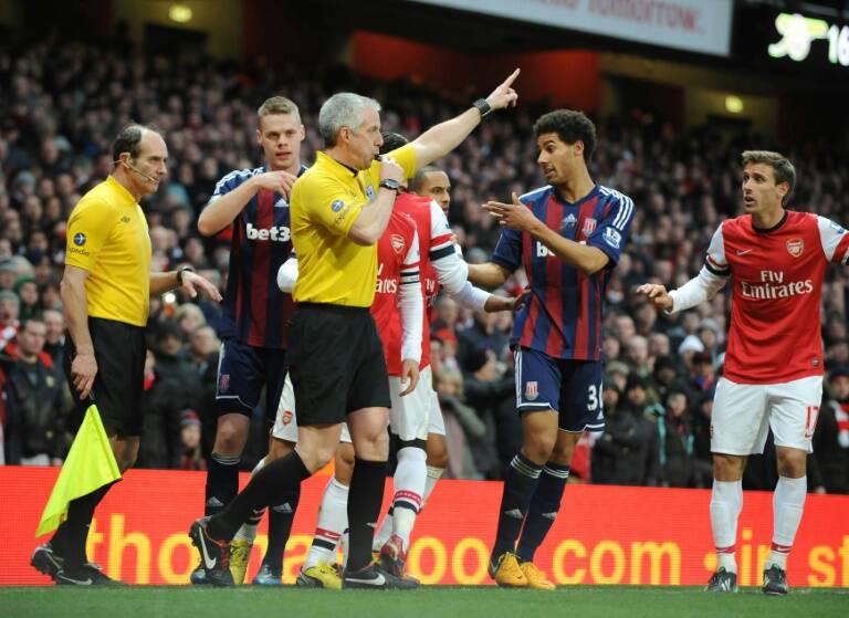 fbl - NED - FIFA - video - arbitraje