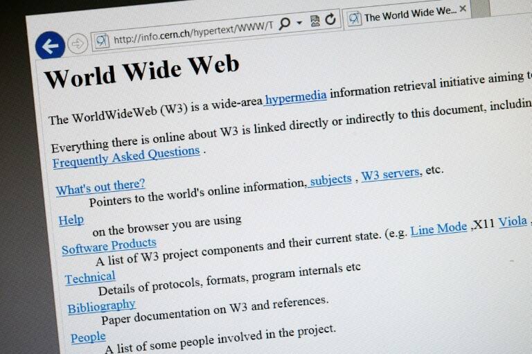 internet - informática - medios - móvil - publicidad