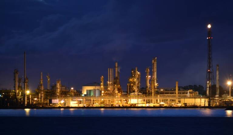 Uruguay - medioambiente - petróleo - economía