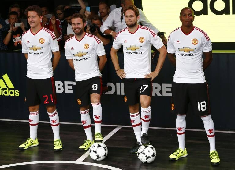 empresas - textiles - sport - fbl - vestuario - ENG