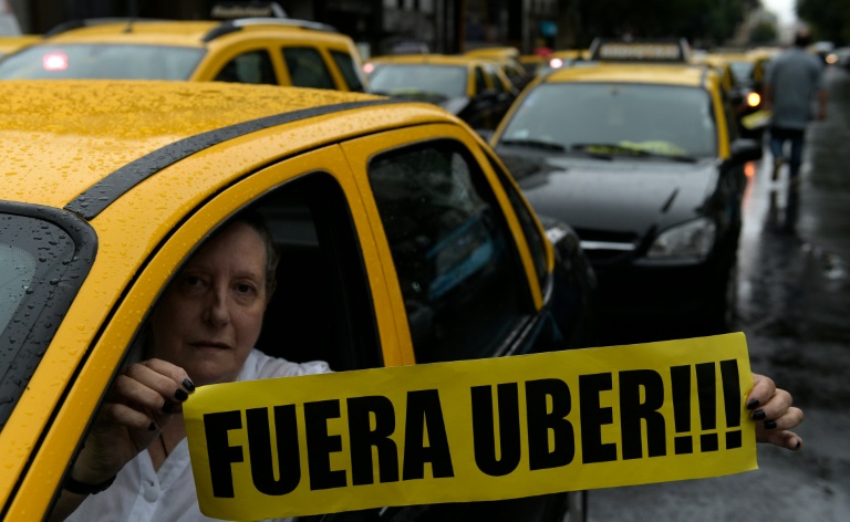 Argentina - transporte - sindicatos - manifestaciones - taxis