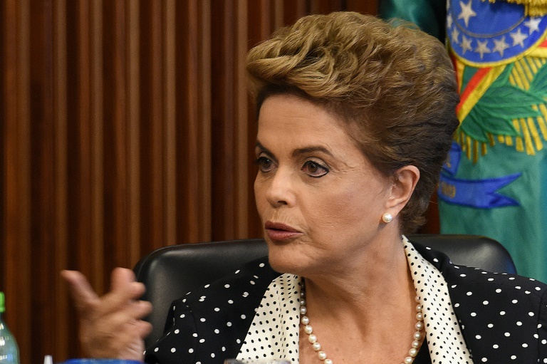 Brasil - política - economía - impuestos - salud - zika - parlamento - Oly - 2016 - BRA