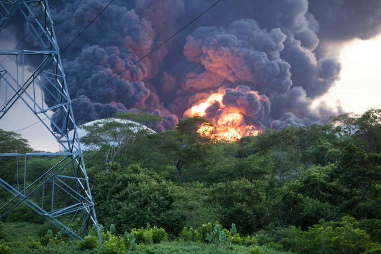 Nicaragua - incendio - medioambiente - petrleo