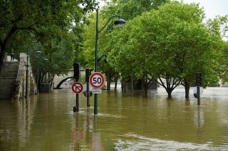 Francia - inundación - meteorología - gobierno