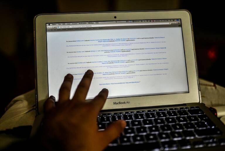 Canada,corte,pornografía,internet,justicia