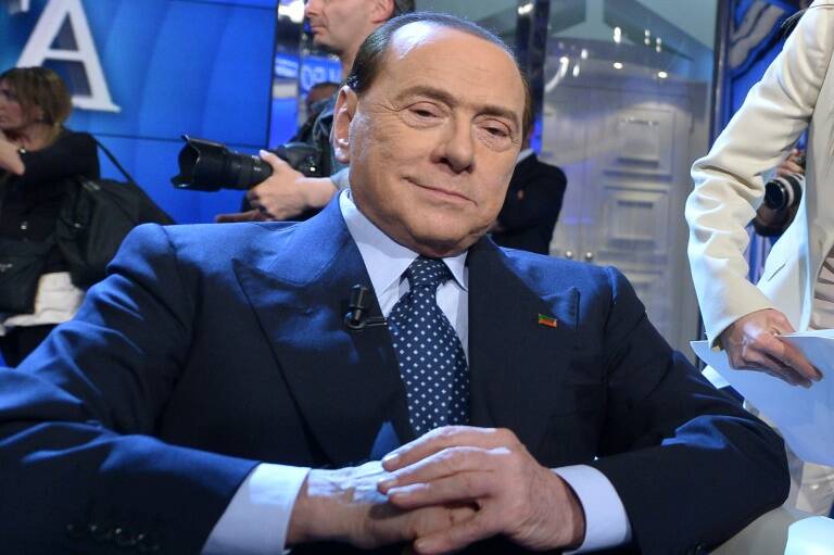 Italia,fusiones,medios