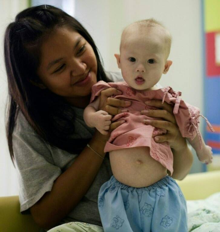 Australia - Tailandia - juicio - niños - salud - delito