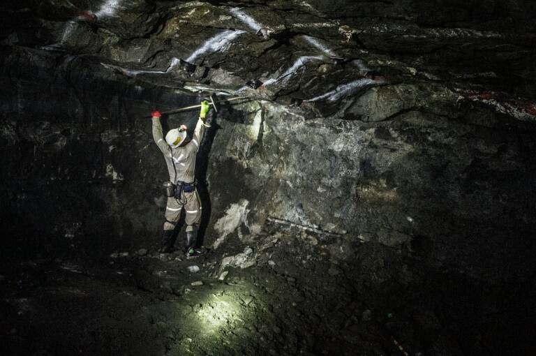 Sudáfrica,justicia,minería,salud