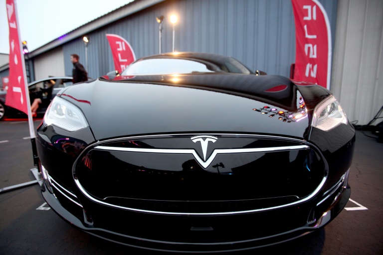 EEUU - Tesla - automvil - seguridad