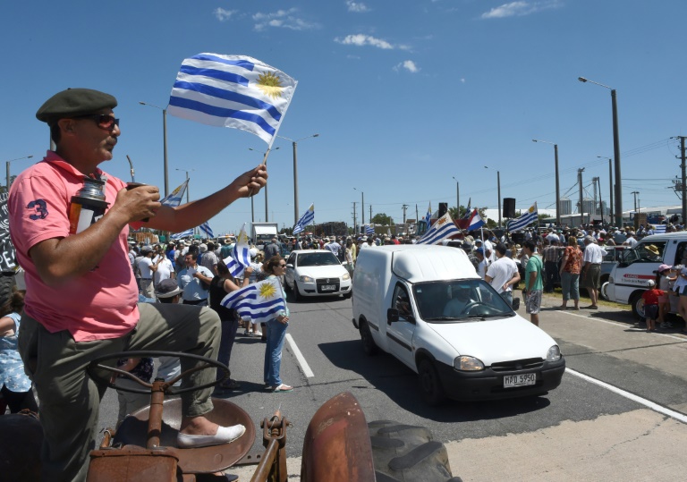 Uruguay - economa - empleo - social - poltica - Venezuela - protesta
