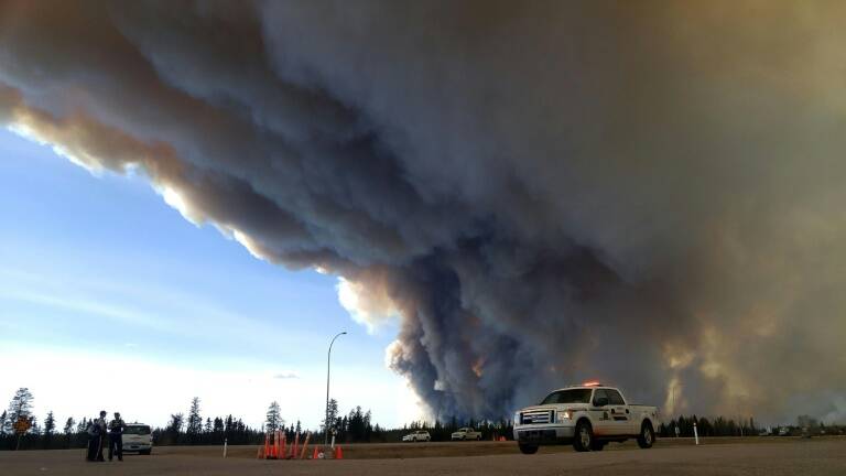 Canadá - petróleo - incendio - bosques - emergencia