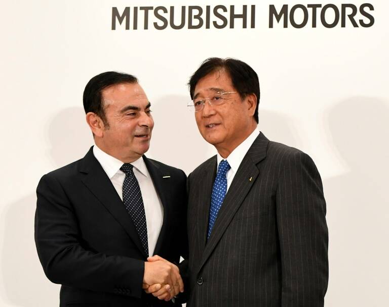 Japón - automóvil - reestructuración - dirección - fusiones - gobernanza