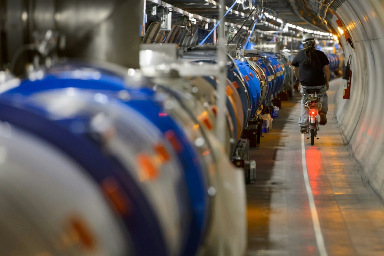 EEUU - CERN - ciencia - fsica