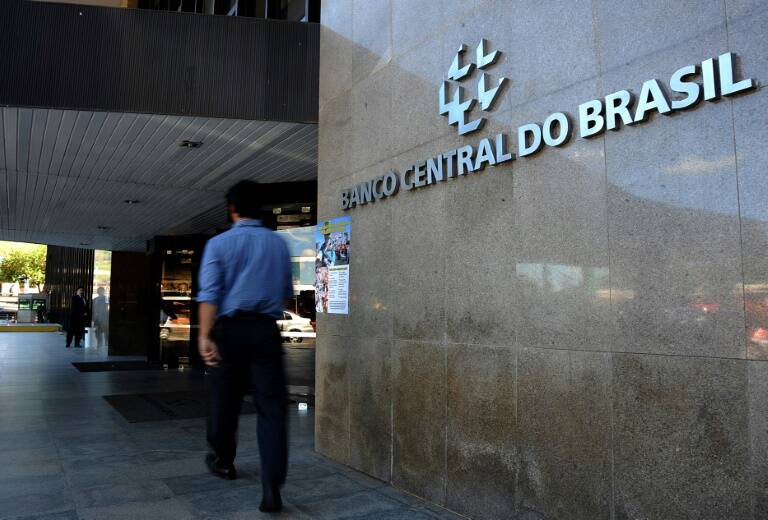 Brasil - préstamos - macroeconomía - interés