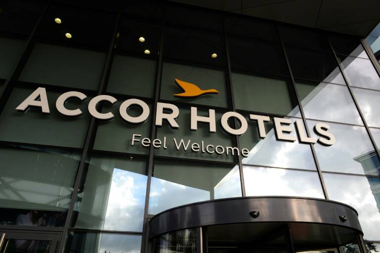 Francia,hoteles,turismo,política