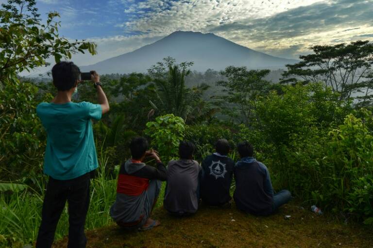 Indonsie - volcan - tourisme - secours