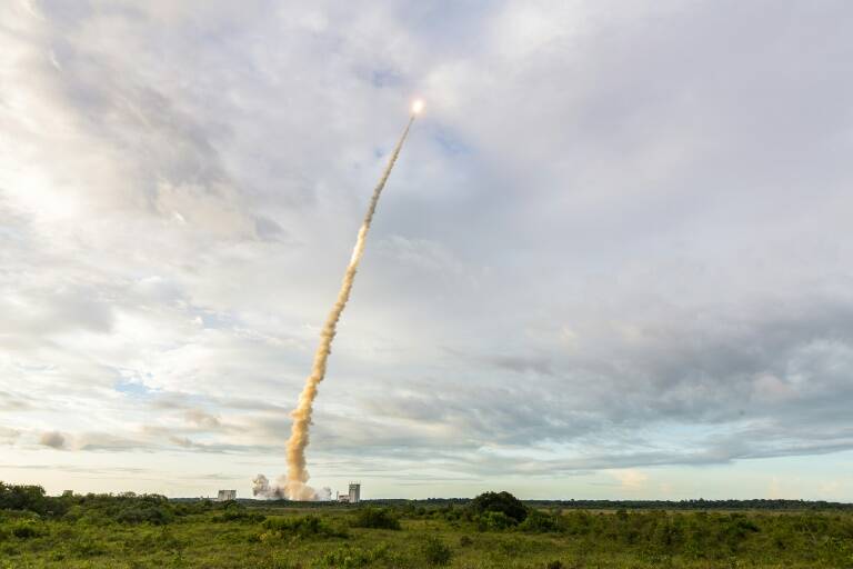 Space - satellite - Italy - Israel - France