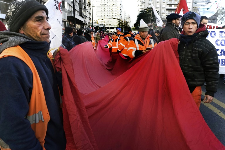 Uruguay,poltica,social,huelga,presupuesto,sindicatos