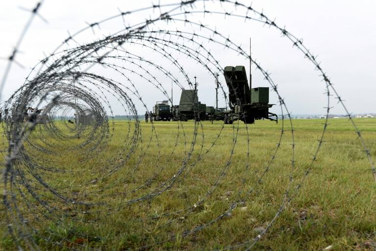 Japón - NCorea - presupuesto - armas - gobierno - defensa - EEUU