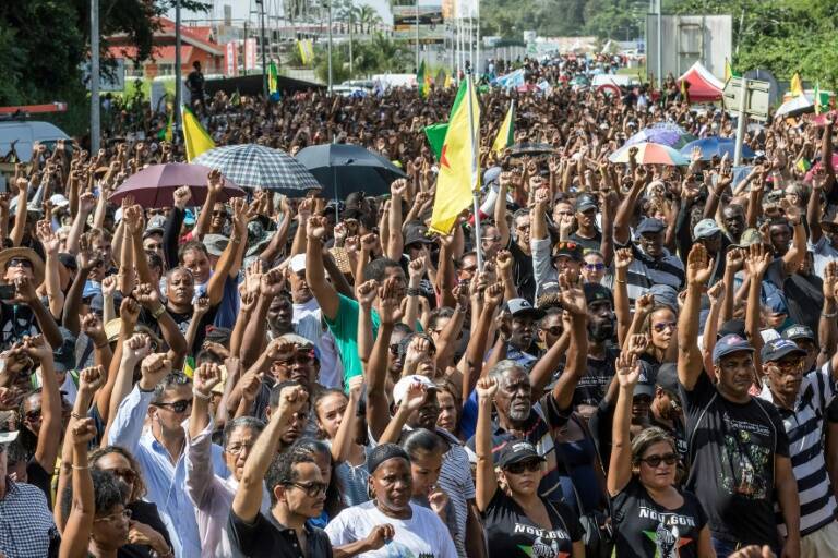 Guayana - Francia - espacio - manifestaciones - huelga