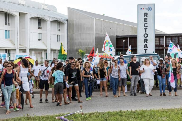 Francia, Guayana, sindicatos, gobierno, huelga, trabajo