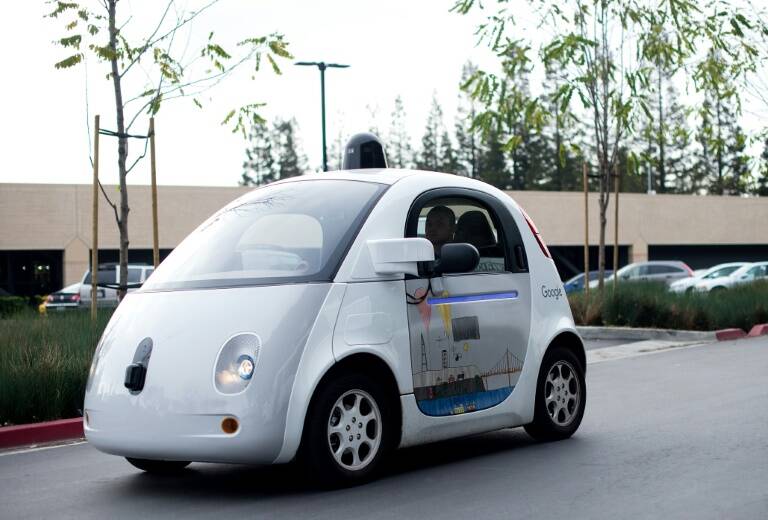 EEUU - automóvil - transporte - informática - internet