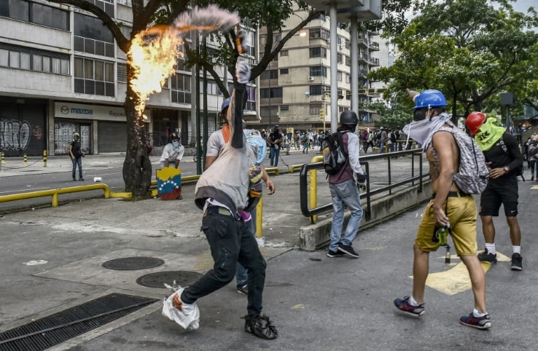 Venezuela - política - justicia - manifestaciones - constitución