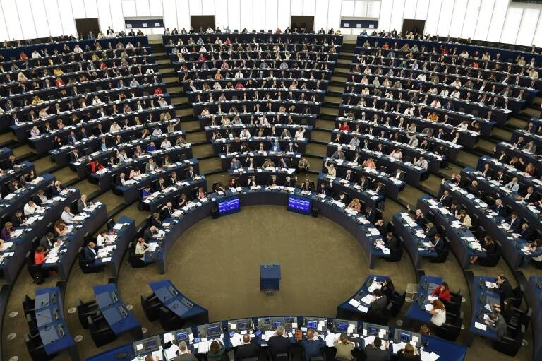 UE,parlamento,política,internet,cultura