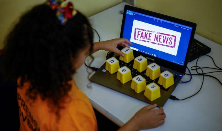 Brasil - tecnología - redes - medios - educación