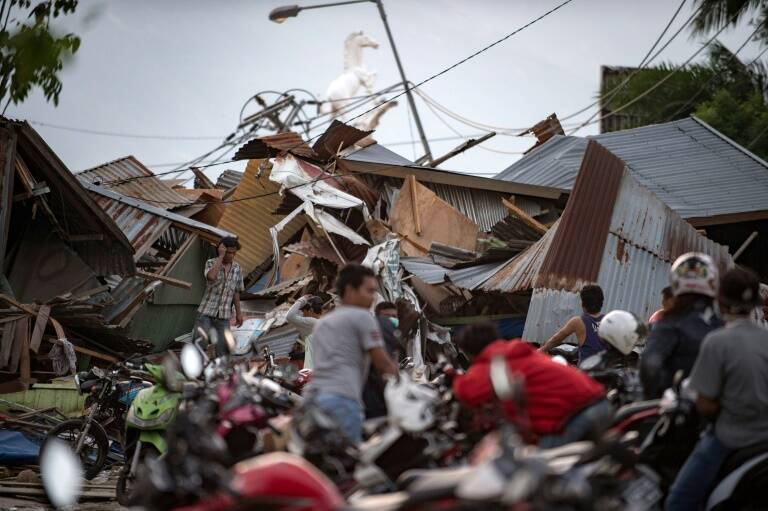 Japan - quake - tsunami