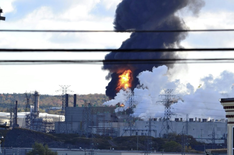 Canada,explosion,refinery,accident