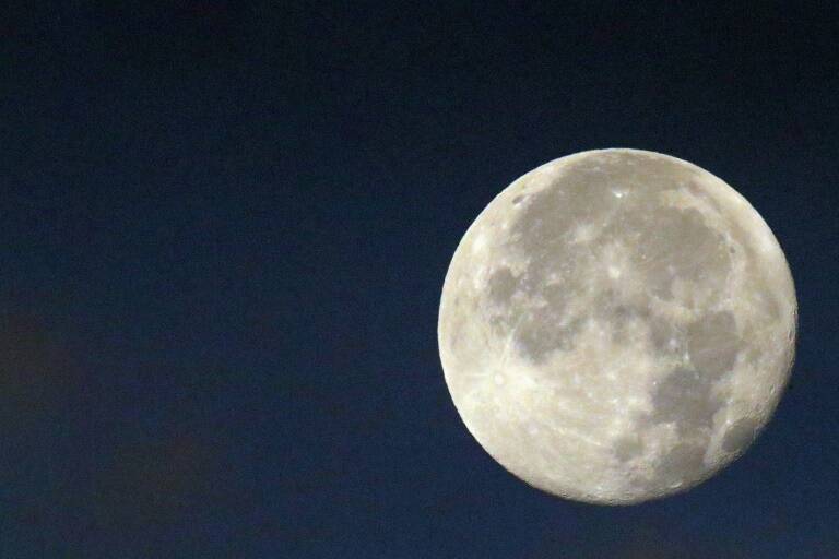 China - space - moon - science