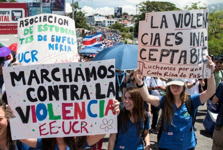 CostaRica - economía - huelga - manifestaciones - bloqueos - sindicatos - Congreso
