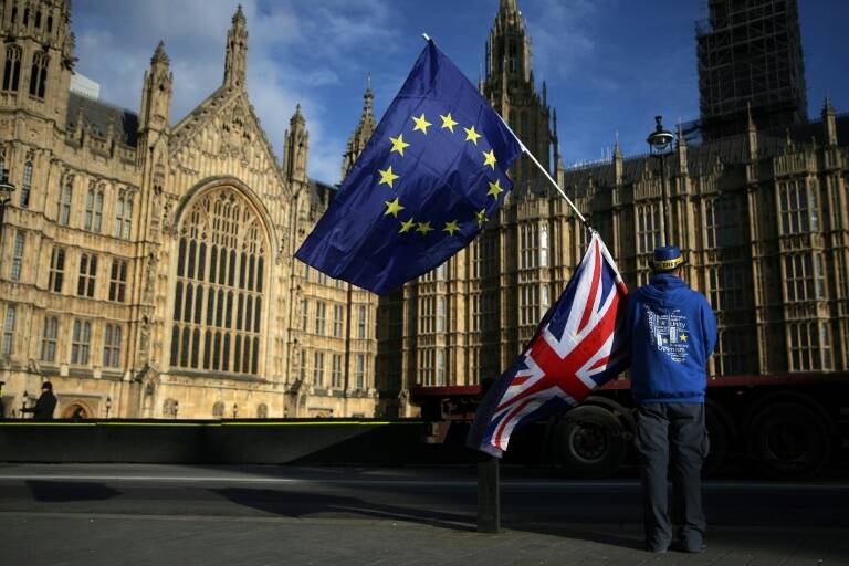 GB,UE,Brexit,política,bancos,comercio