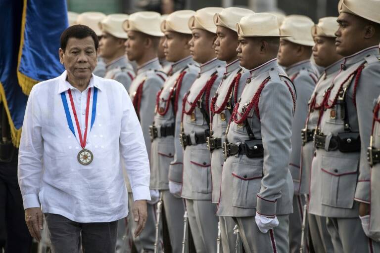 Filipinas - política - enfermedad - insólito