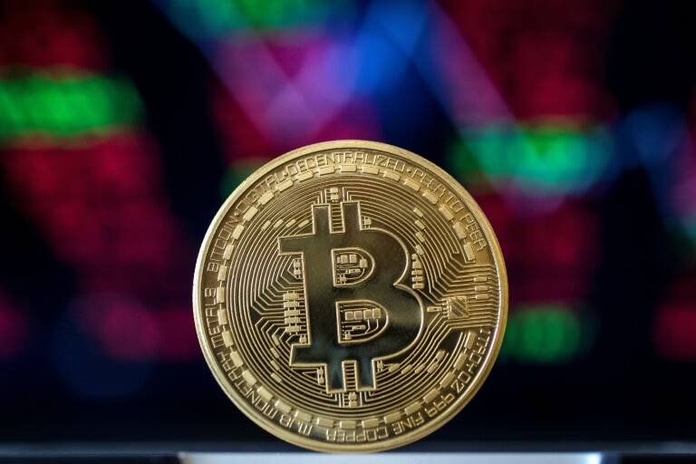 GB,informática,moneda,tecnología,finanzas