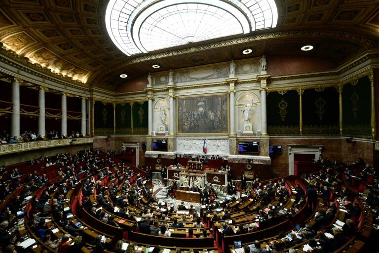 Francia,gobierno,parlamento,administración