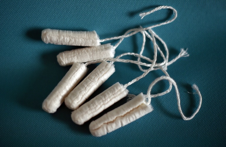 US - France - women - health - tampons - research