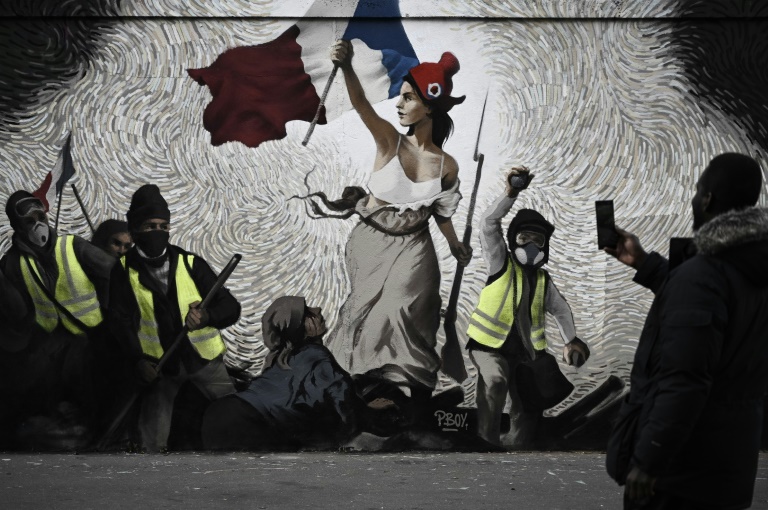 Francia - manifestaciones - social - arte - grafiti