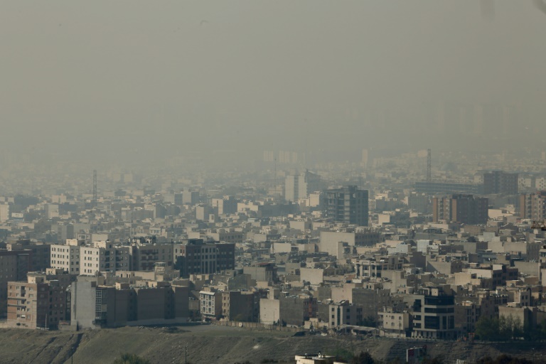 Iran,pollution,education