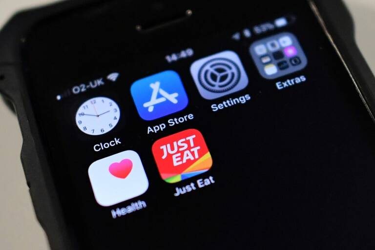 Britain,Netherlands,restaurants,merger,JustEats,Takeaway