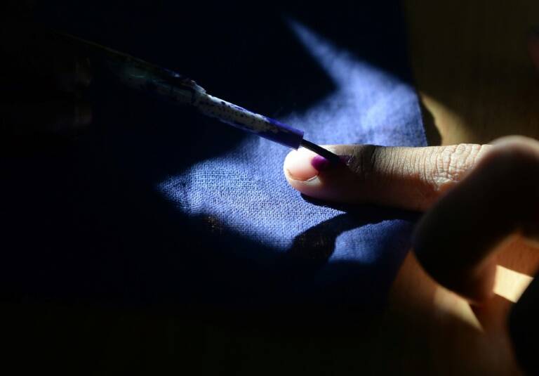 India - vote - finger