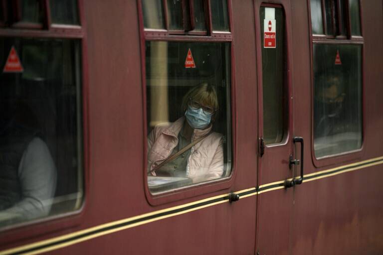 GB - gobierno - salud - transporte - epidemia - virus - tren