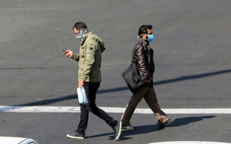Irán - sociedad - epidemia - virus - internet - salud