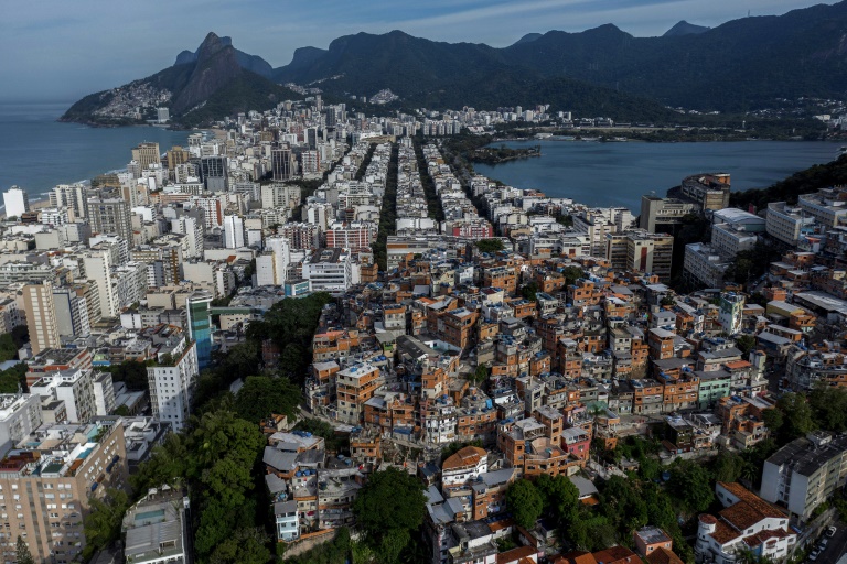 Brasil - pandemia - salud - derechos - pobreza - epidemia - sociedad