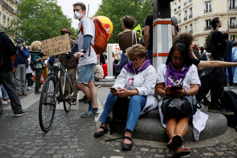 Francia - manifestación - empleo - salud - manifestaciones - salarios
