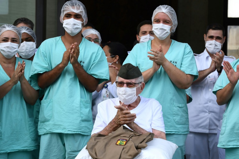 Brasil - pandemia - salud - virus - Militar - Covid - 19