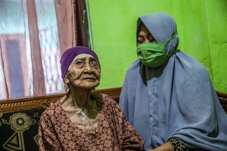 Health,virus,Indonesia