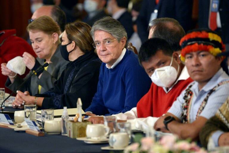 Ecuador - indígenas - gobierno - economía - petróleo